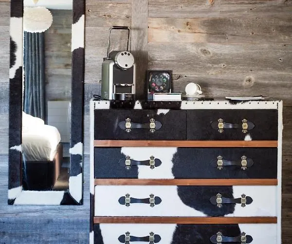 法里内特酒店 3*