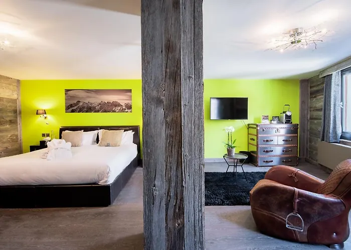 法里内特酒店 3*