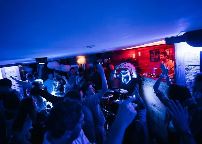 法里内特酒店 酒店 韦尔比耶