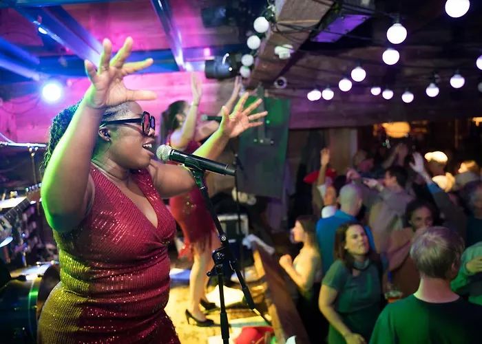 法里内特酒店 酒店